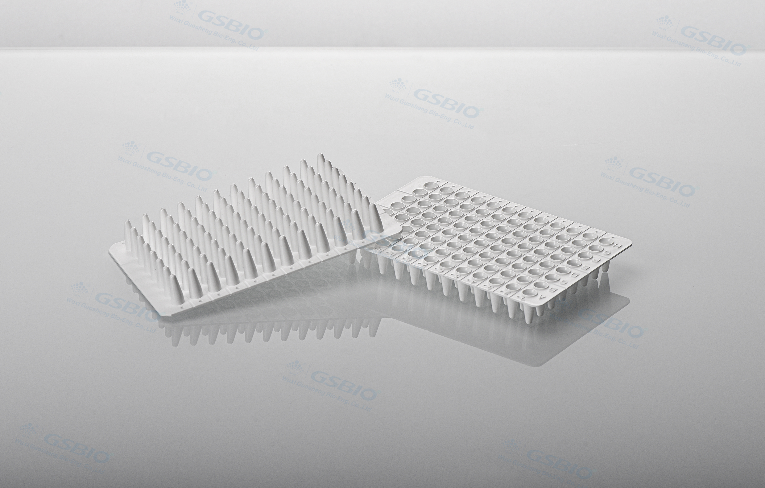 0.1mL Non-skirted PCR 96-Well Plates. clear or white, be detachable for 24 or 48 wells, be used for real-time fluorescence quantitative experiments (qPCR).